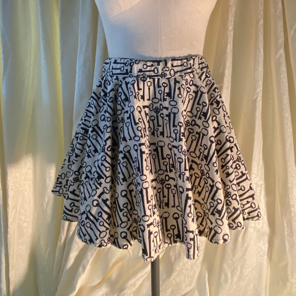 Handmade Skeleton Key Skater Skirt - Dark Academia High Waisted Circle Skirt